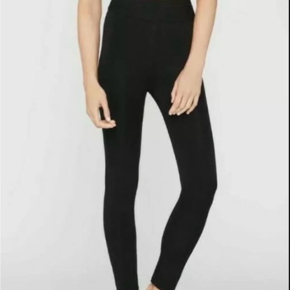 BCBGMaxazria Women's Cropped Black Mason Ponte Pant (Professionally Hemmed)